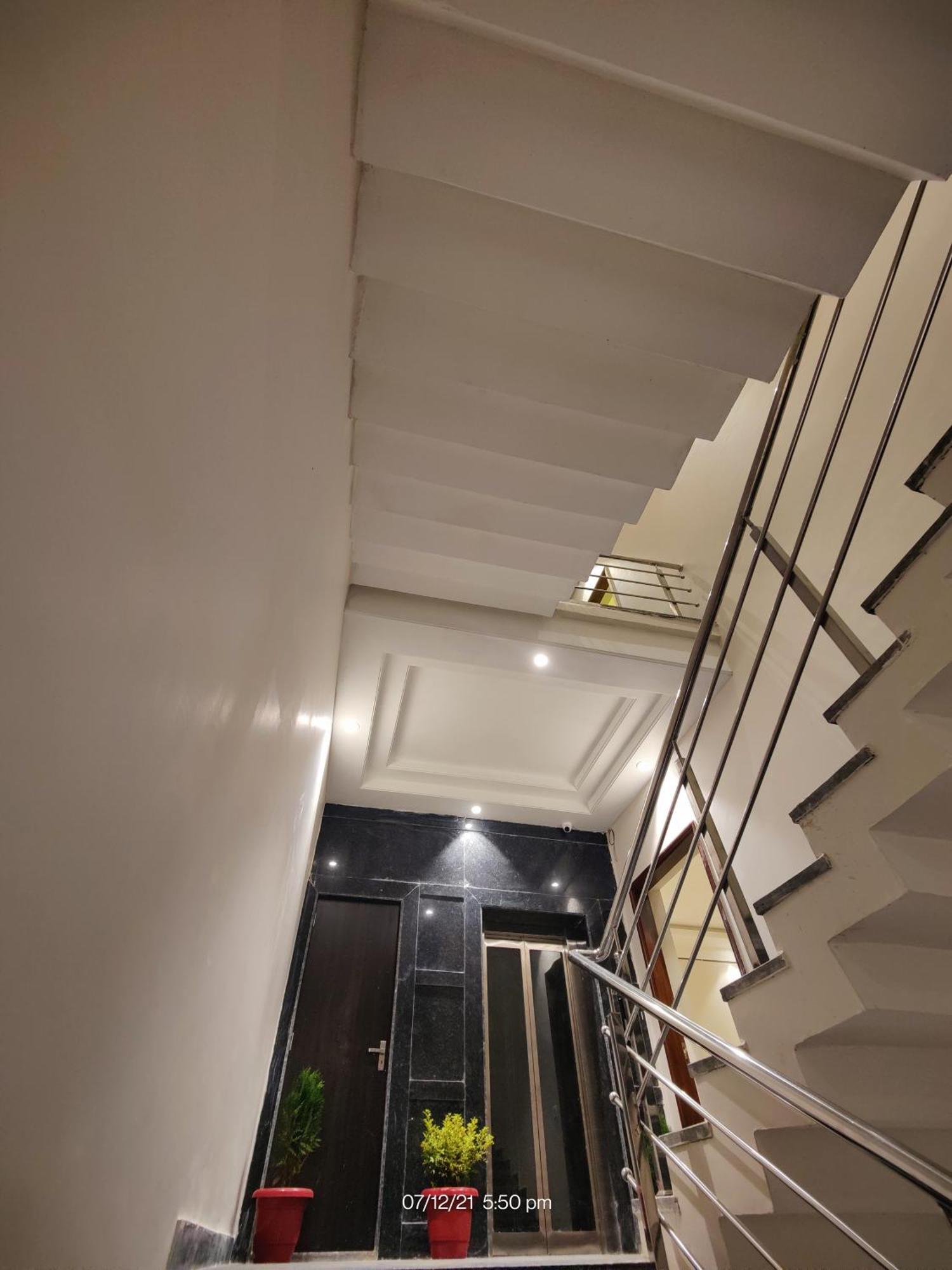 Mds Royal Resort Tulsipur Exterior photo